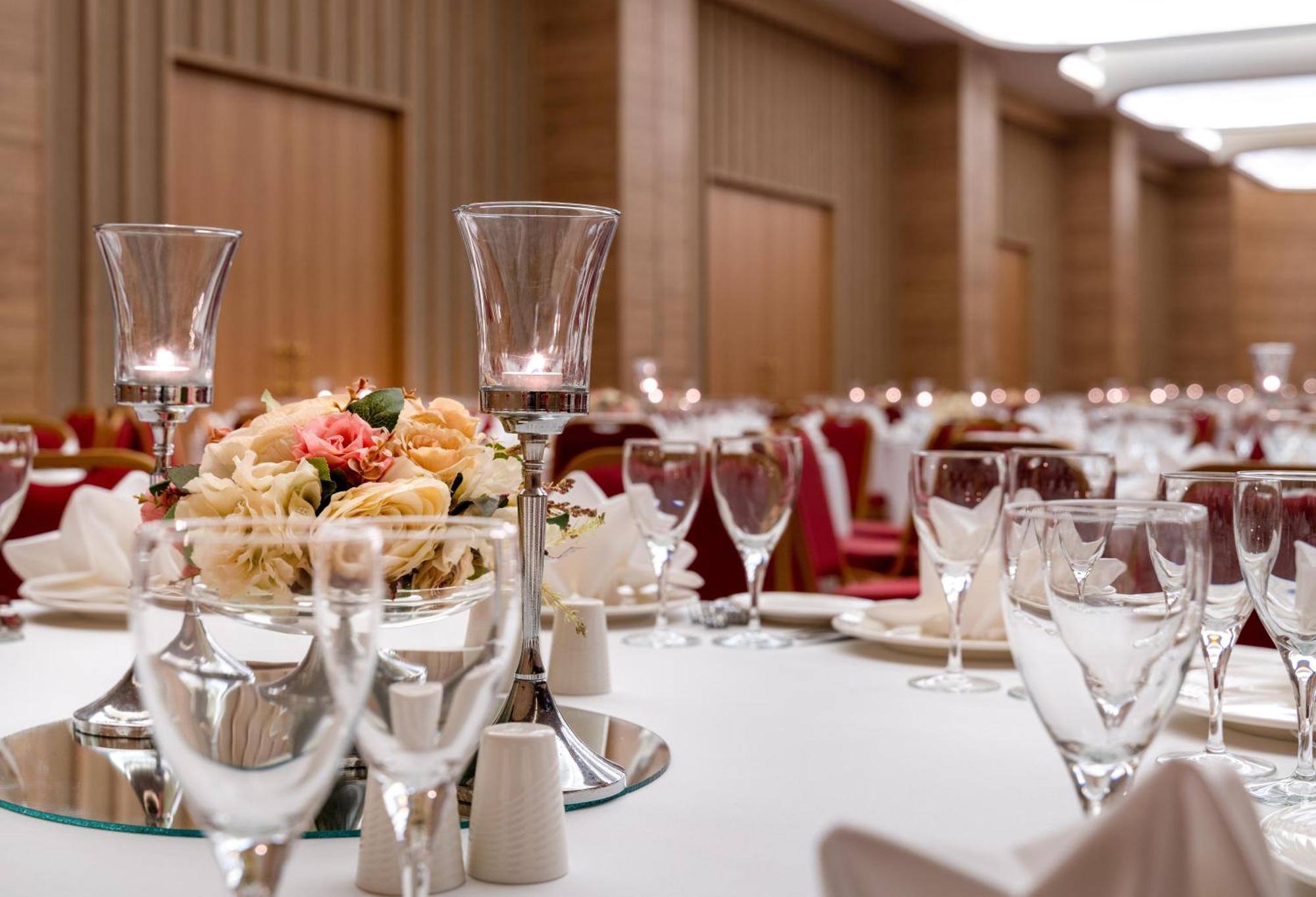 Concorde Tower Hotel & Casino Nicosia Ngoại thất bức ảnh A table set for a formal dinner