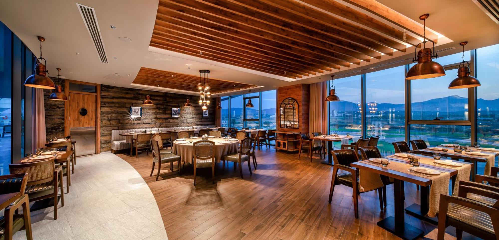 Concorde Tower Hotel & Casino Nicosia Ngoại thất bức ảnh The restaurant
